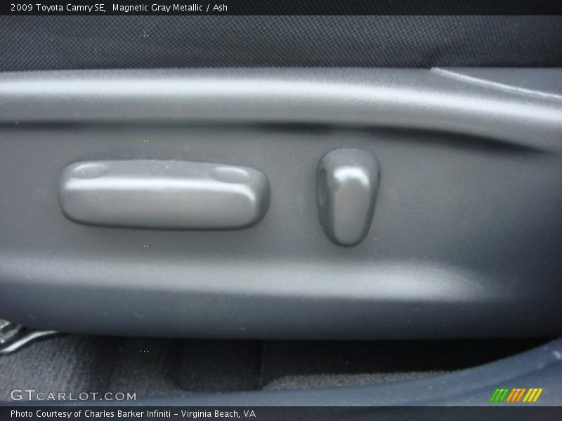 Magnetic Gray Metallic / Ash 2009 Toyota Camry SE