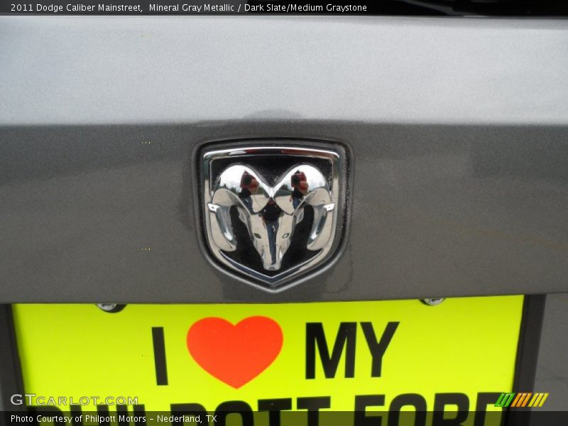 Mineral Gray Metallic / Dark Slate/Medium Graystone 2011 Dodge Caliber Mainstreet