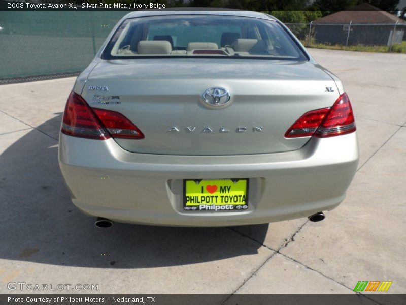 Silver Pine Mica / Ivory Beige 2008 Toyota Avalon XL