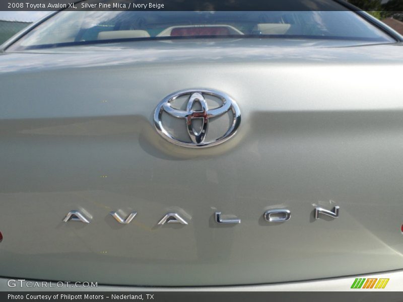 Silver Pine Mica / Ivory Beige 2008 Toyota Avalon XL