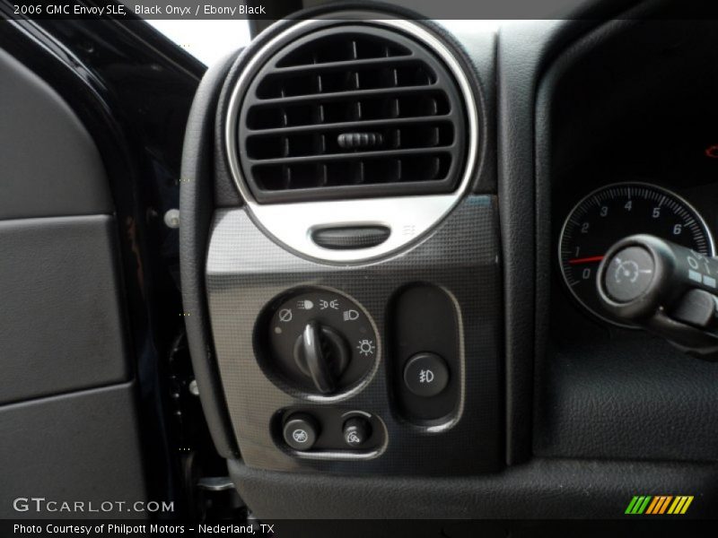 Black Onyx / Ebony Black 2006 GMC Envoy SLE