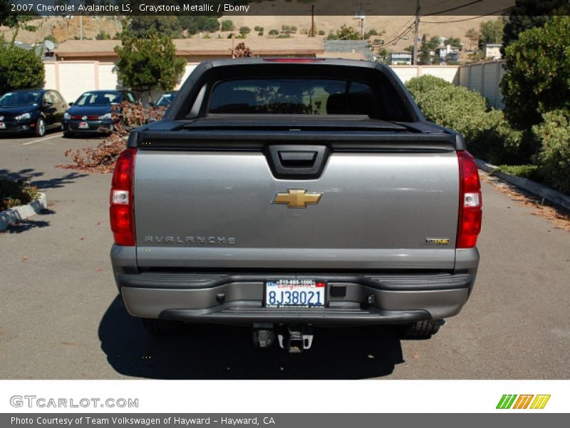 Graystone Metallic / Ebony 2007 Chevrolet Avalanche LS