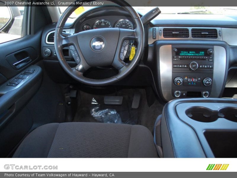 Graystone Metallic / Ebony 2007 Chevrolet Avalanche LS