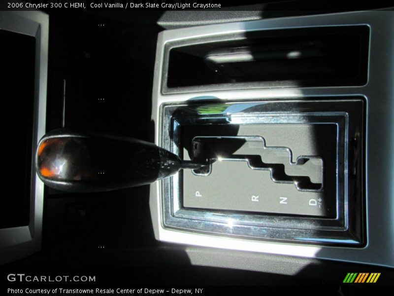 Cool Vanilla / Dark Slate Gray/Light Graystone 2006 Chrysler 300 C HEMI