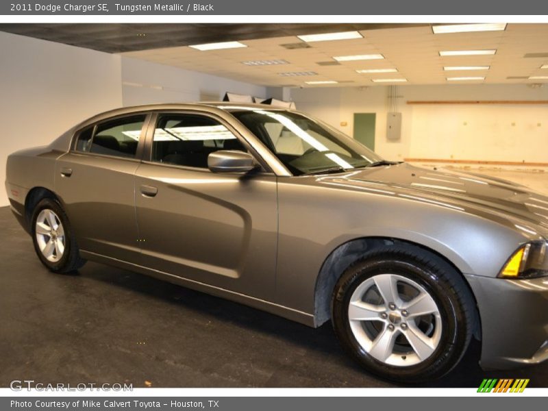 Tungsten Metallic / Black 2011 Dodge Charger SE