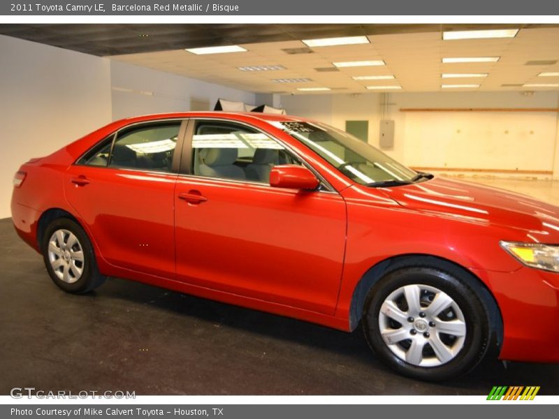Barcelona Red Metallic / Bisque 2011 Toyota Camry LE