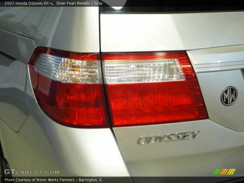 Silver Pearl Metallic / Gray 2007 Honda Odyssey EX-L