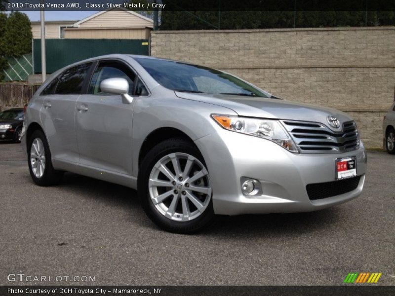 Classic Silver Metallic / Gray 2010 Toyota Venza AWD