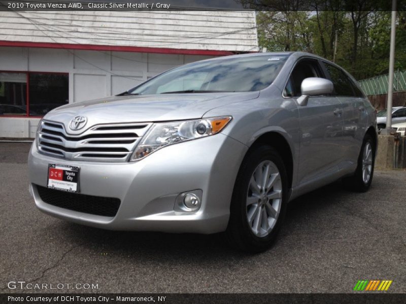 Classic Silver Metallic / Gray 2010 Toyota Venza AWD