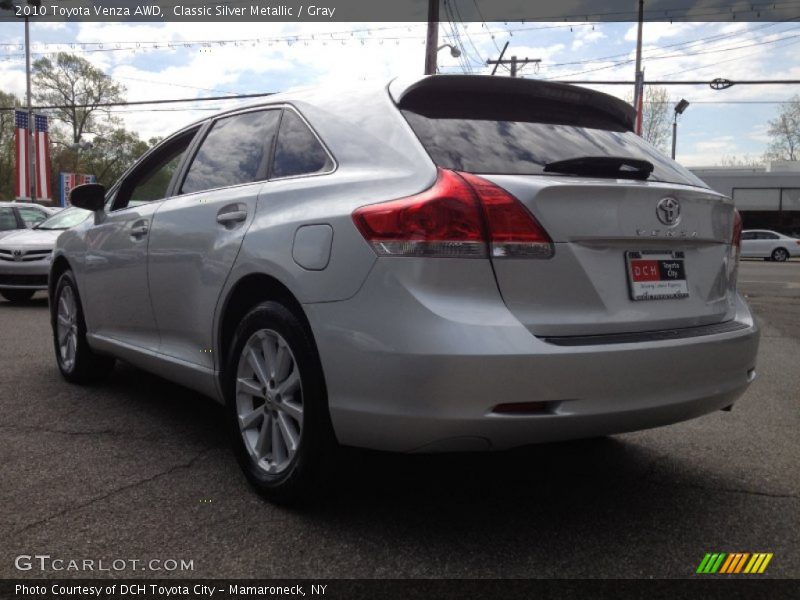 Classic Silver Metallic / Gray 2010 Toyota Venza AWD