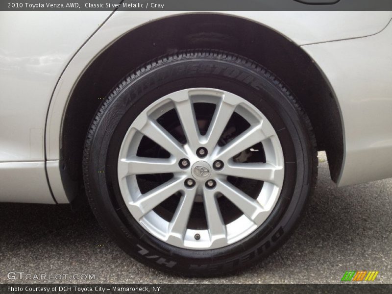 Classic Silver Metallic / Gray 2010 Toyota Venza AWD