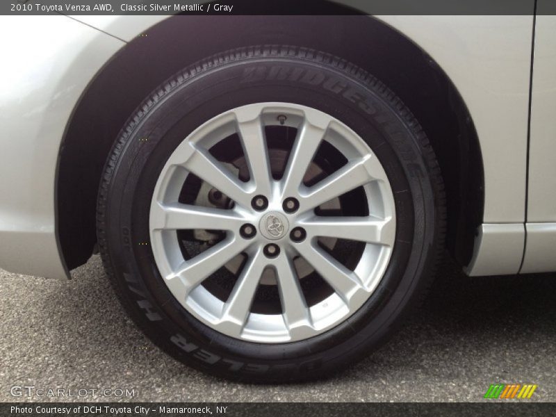 Classic Silver Metallic / Gray 2010 Toyota Venza AWD
