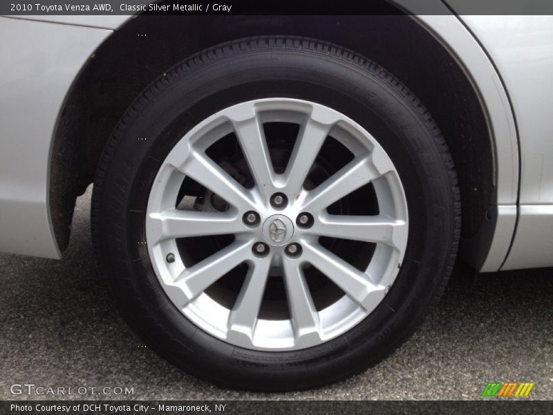Classic Silver Metallic / Gray 2010 Toyota Venza AWD