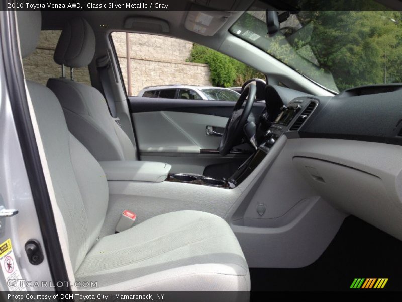 Classic Silver Metallic / Gray 2010 Toyota Venza AWD