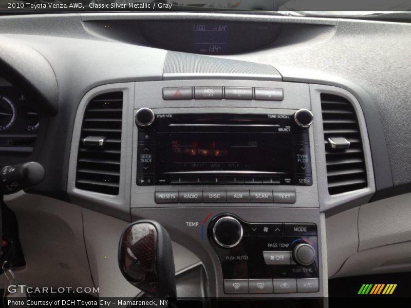 Classic Silver Metallic / Gray 2010 Toyota Venza AWD