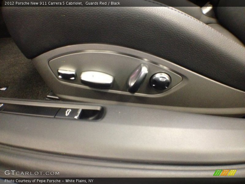 Controls of 2012 New 911 Carrera S Cabriolet