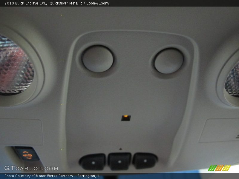 Quicksilver Metallic / Ebony/Ebony 2010 Buick Enclave CXL