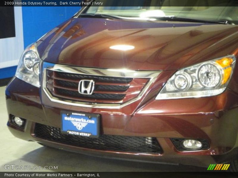 Dark Cherry Pearl / Ivory 2009 Honda Odyssey Touring
