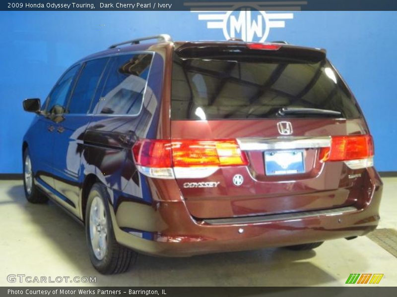 Dark Cherry Pearl / Ivory 2009 Honda Odyssey Touring