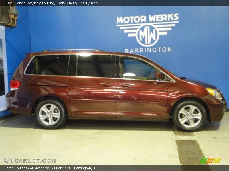 Dark Cherry Pearl / Ivory 2009 Honda Odyssey Touring