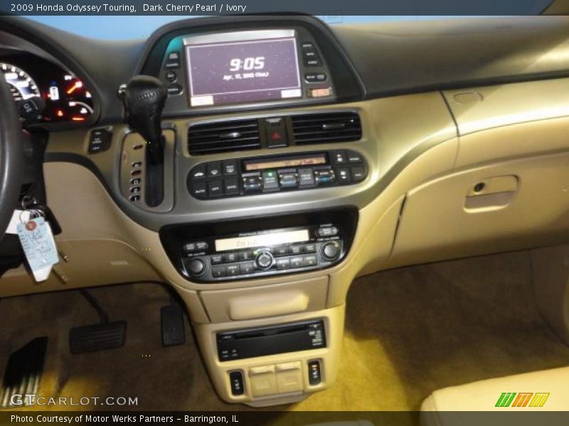 Dark Cherry Pearl / Ivory 2009 Honda Odyssey Touring