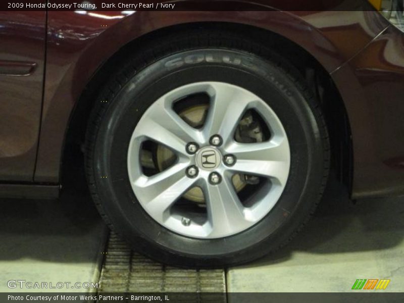 Dark Cherry Pearl / Ivory 2009 Honda Odyssey Touring