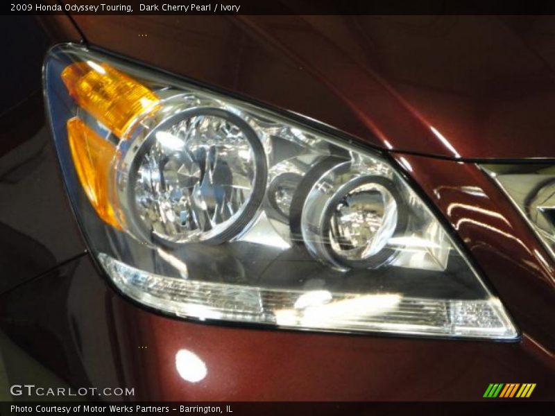 Dark Cherry Pearl / Ivory 2009 Honda Odyssey Touring