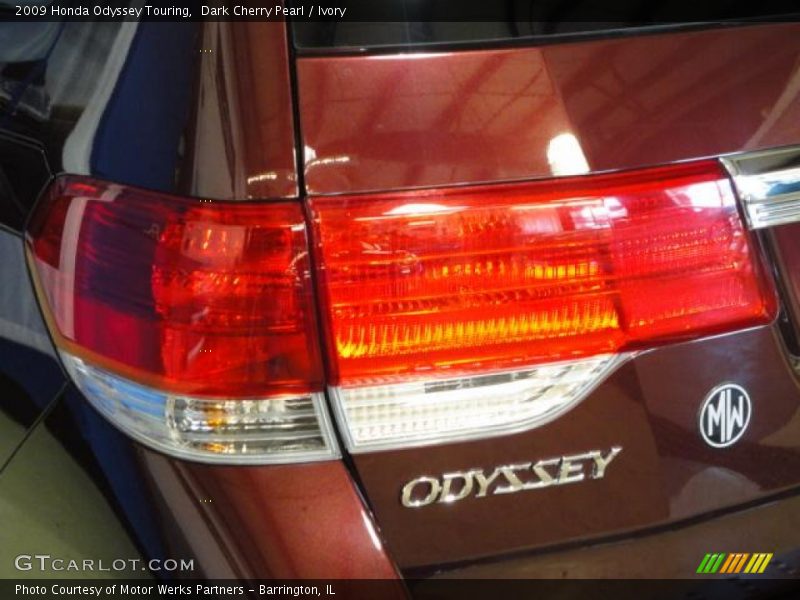 Dark Cherry Pearl / Ivory 2009 Honda Odyssey Touring