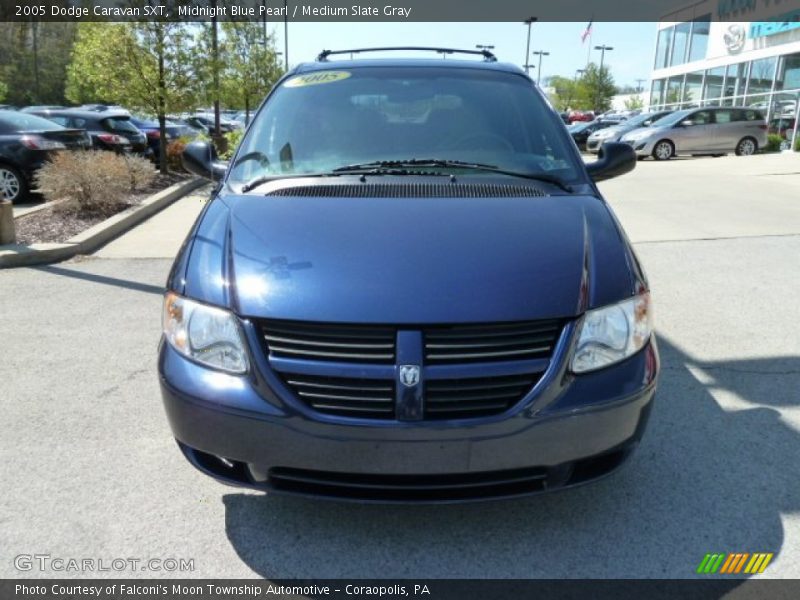 Midnight Blue Pearl / Medium Slate Gray 2005 Dodge Caravan SXT