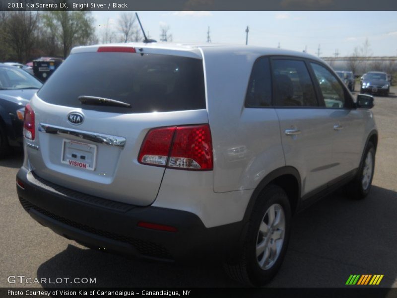 Bright Silver / Black 2011 Kia Sorento LX