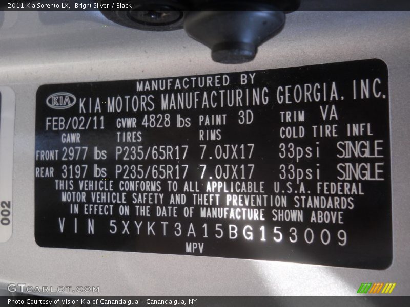 Bright Silver / Black 2011 Kia Sorento LX