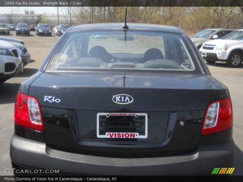 Midnight Black / Gray 2009 Kia Rio Sedan