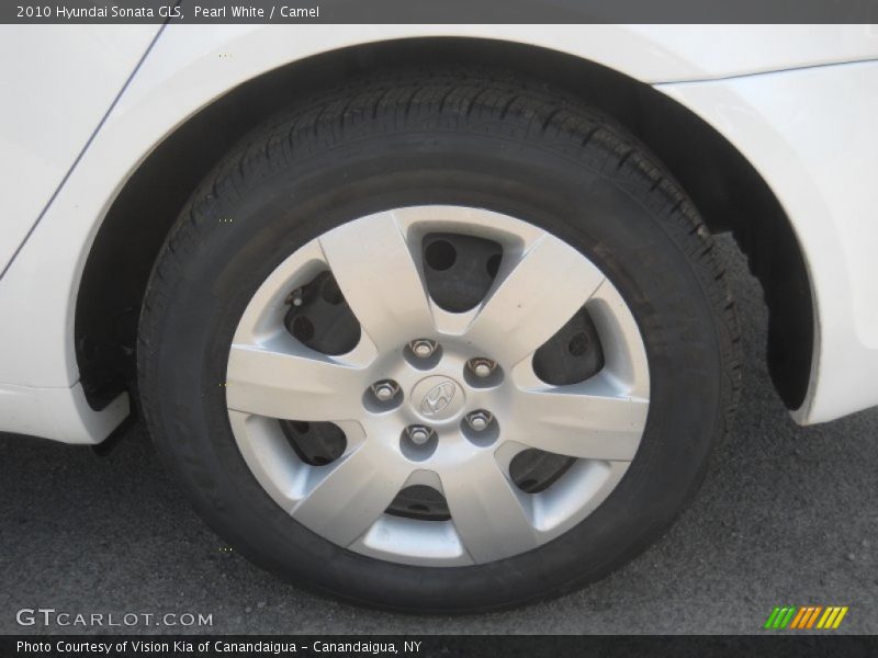 Pearl White / Camel 2010 Hyundai Sonata GLS