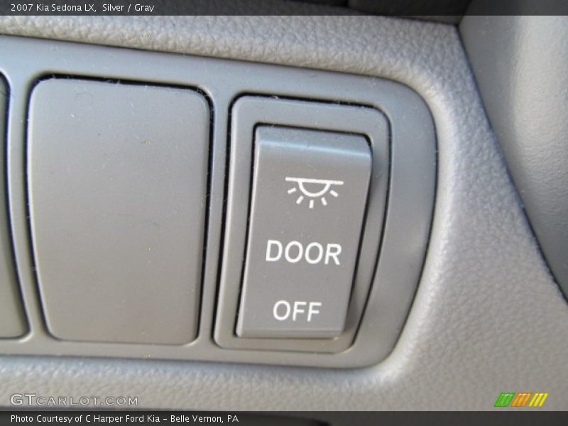 Silver / Gray 2007 Kia Sedona LX