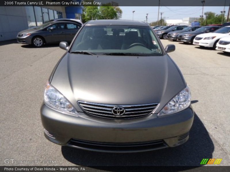Phantom Gray Pearl / Stone Gray 2006 Toyota Camry LE
