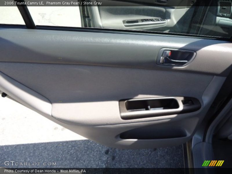 Phantom Gray Pearl / Stone Gray 2006 Toyota Camry LE