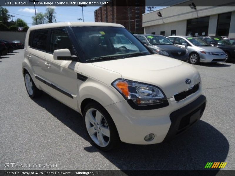 Dune Beige / Sand/Black Houndstooth Cloth 2011 Kia Soul !
