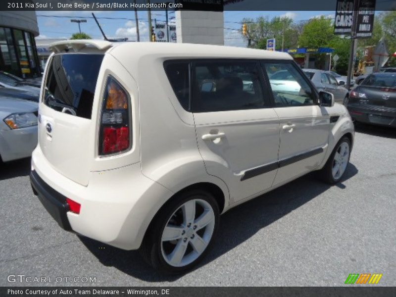 Dune Beige / Sand/Black Houndstooth Cloth 2011 Kia Soul !