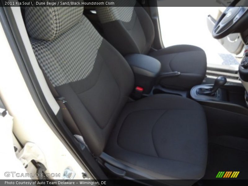 Dune Beige / Sand/Black Houndstooth Cloth 2011 Kia Soul !