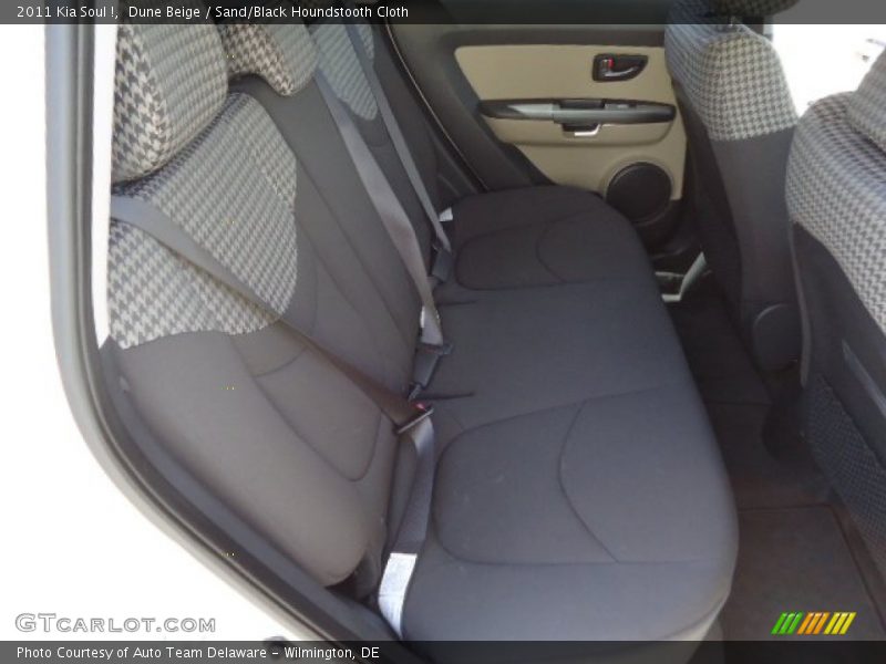 Dune Beige / Sand/Black Houndstooth Cloth 2011 Kia Soul !