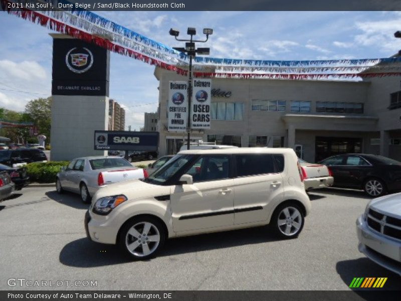 Dune Beige / Sand/Black Houndstooth Cloth 2011 Kia Soul !