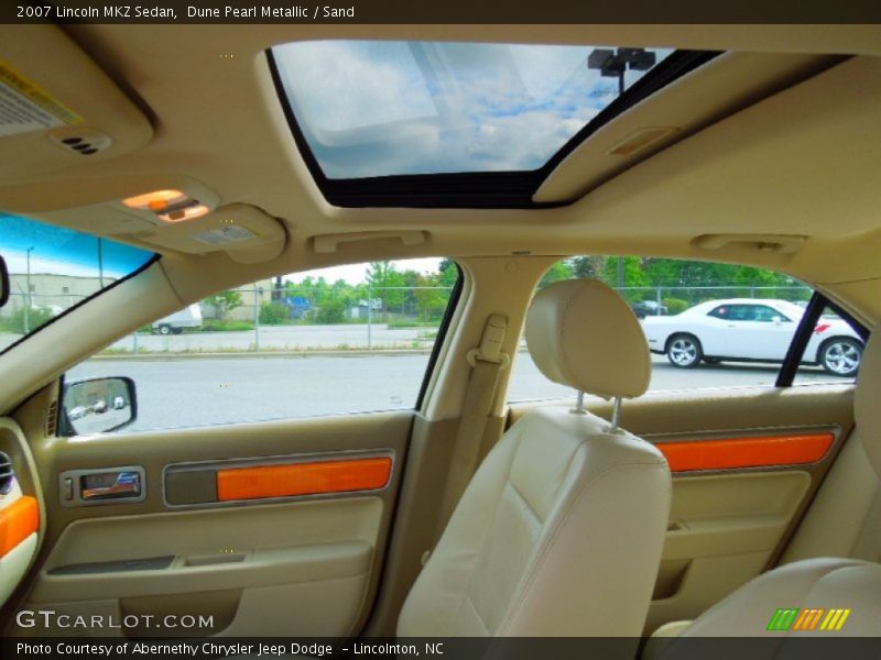 Dune Pearl Metallic / Sand 2007 Lincoln MKZ Sedan