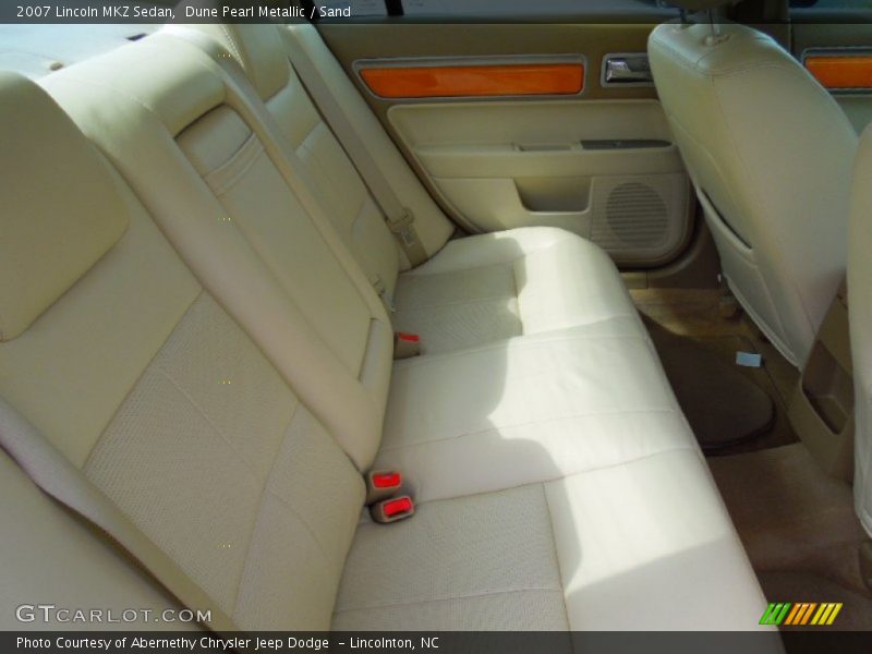 Dune Pearl Metallic / Sand 2007 Lincoln MKZ Sedan