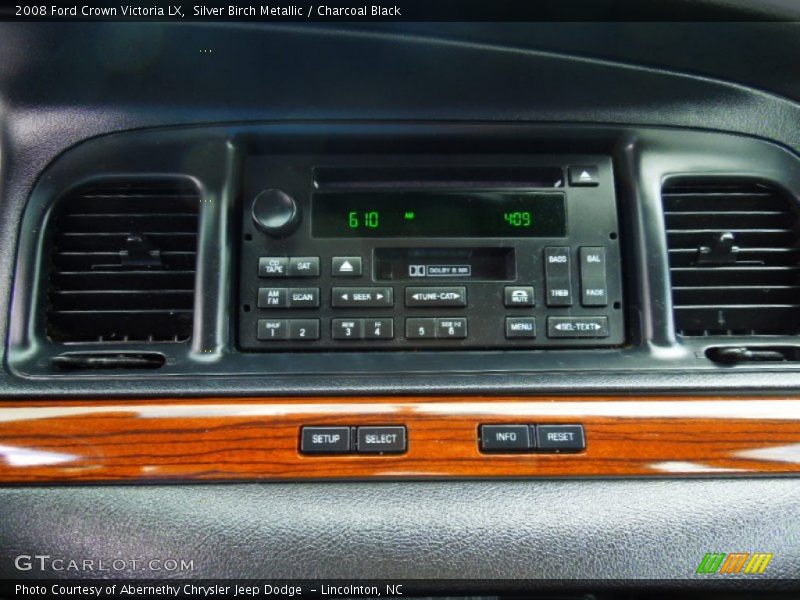 Audio System of 2008 Crown Victoria LX