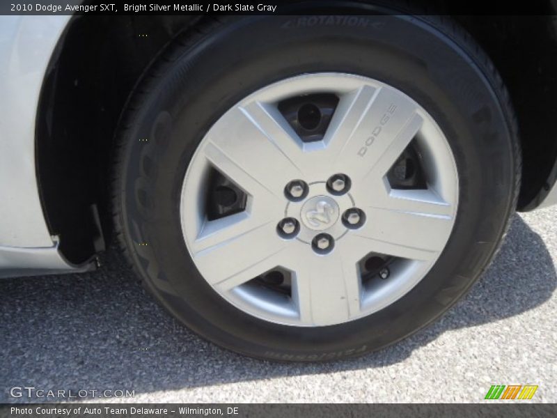Bright Silver Metallic / Dark Slate Gray 2010 Dodge Avenger SXT