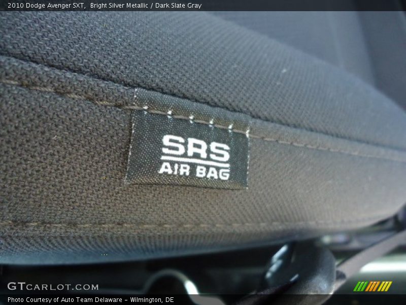 Bright Silver Metallic / Dark Slate Gray 2010 Dodge Avenger SXT