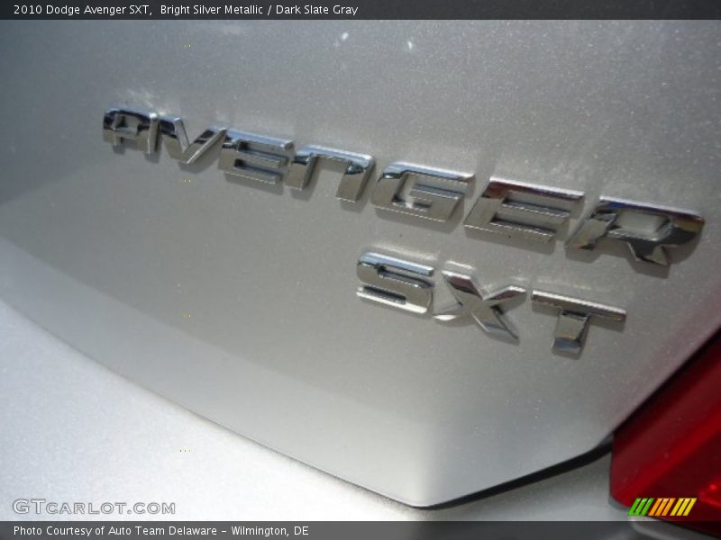 Bright Silver Metallic / Dark Slate Gray 2010 Dodge Avenger SXT