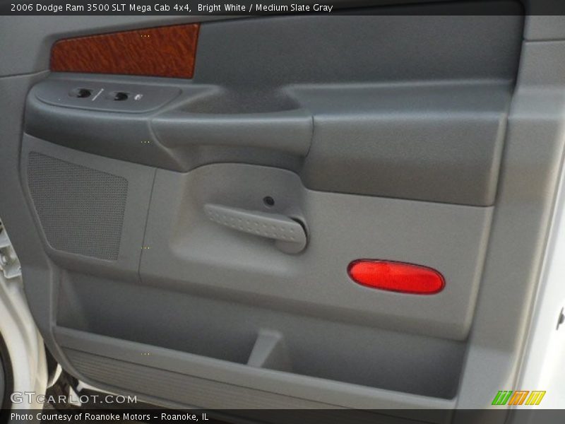 Bright White / Medium Slate Gray 2006 Dodge Ram 3500 SLT Mega Cab 4x4