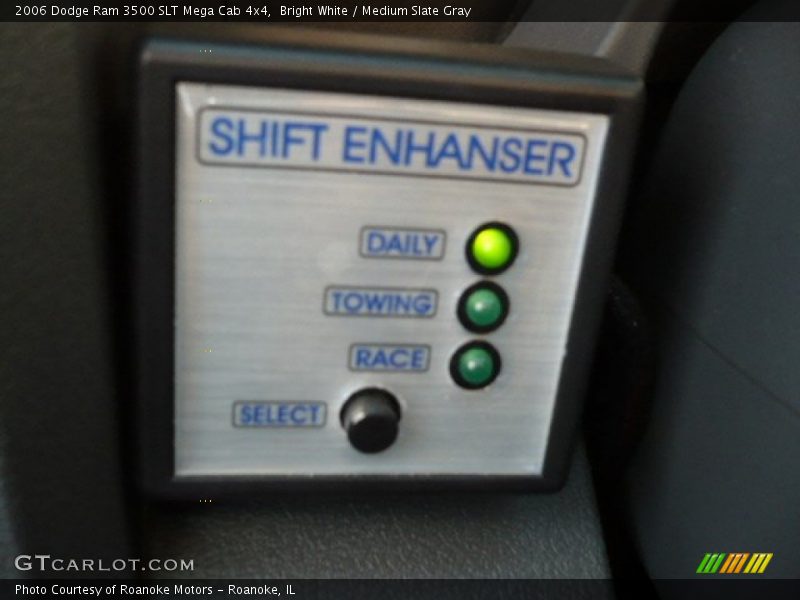 Bright White / Medium Slate Gray 2006 Dodge Ram 3500 SLT Mega Cab 4x4