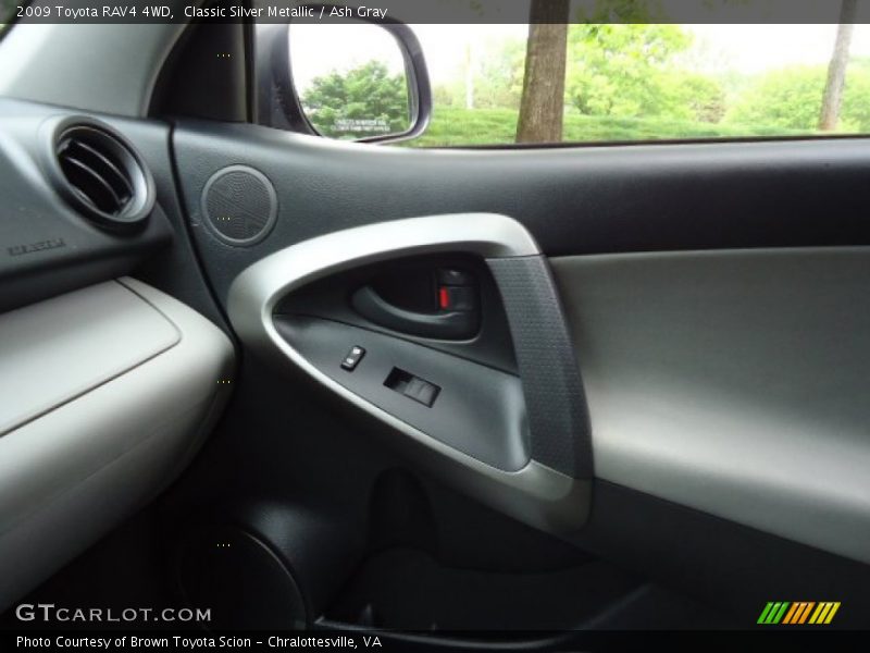 Classic Silver Metallic / Ash Gray 2009 Toyota RAV4 4WD